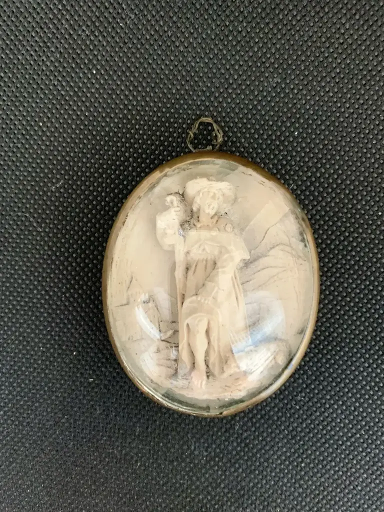 Cadre reliquaire du 19ème siècle