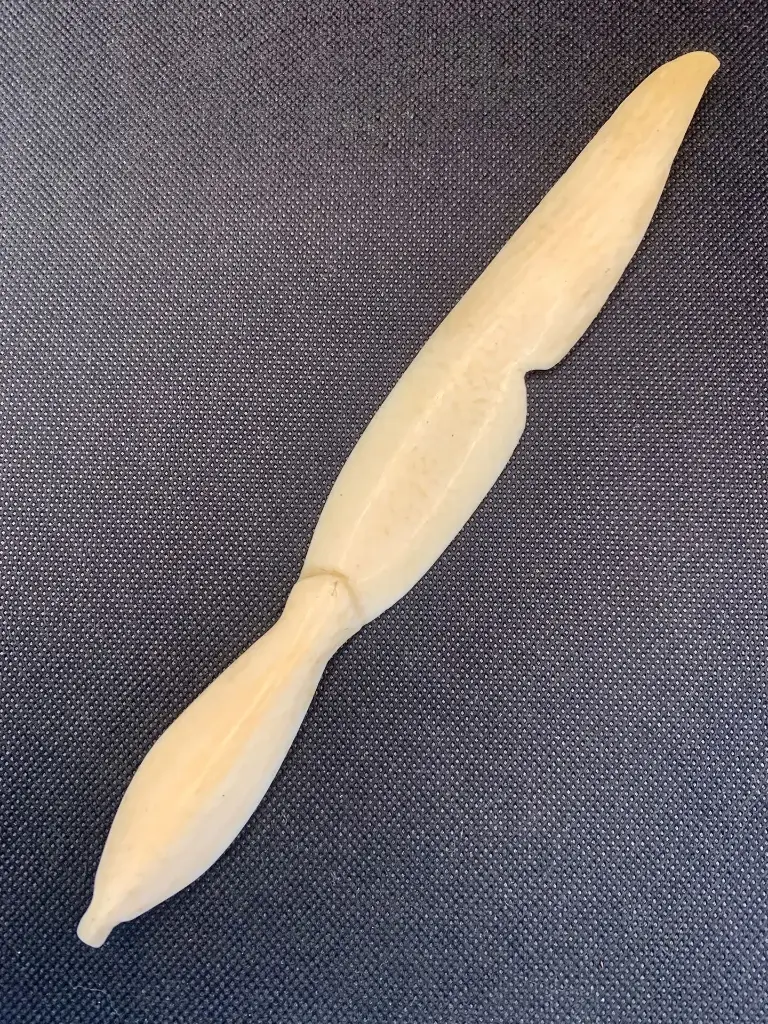 Coupe-papier en os