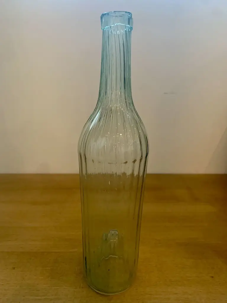 Bouteilles en verre soufflé moulé
