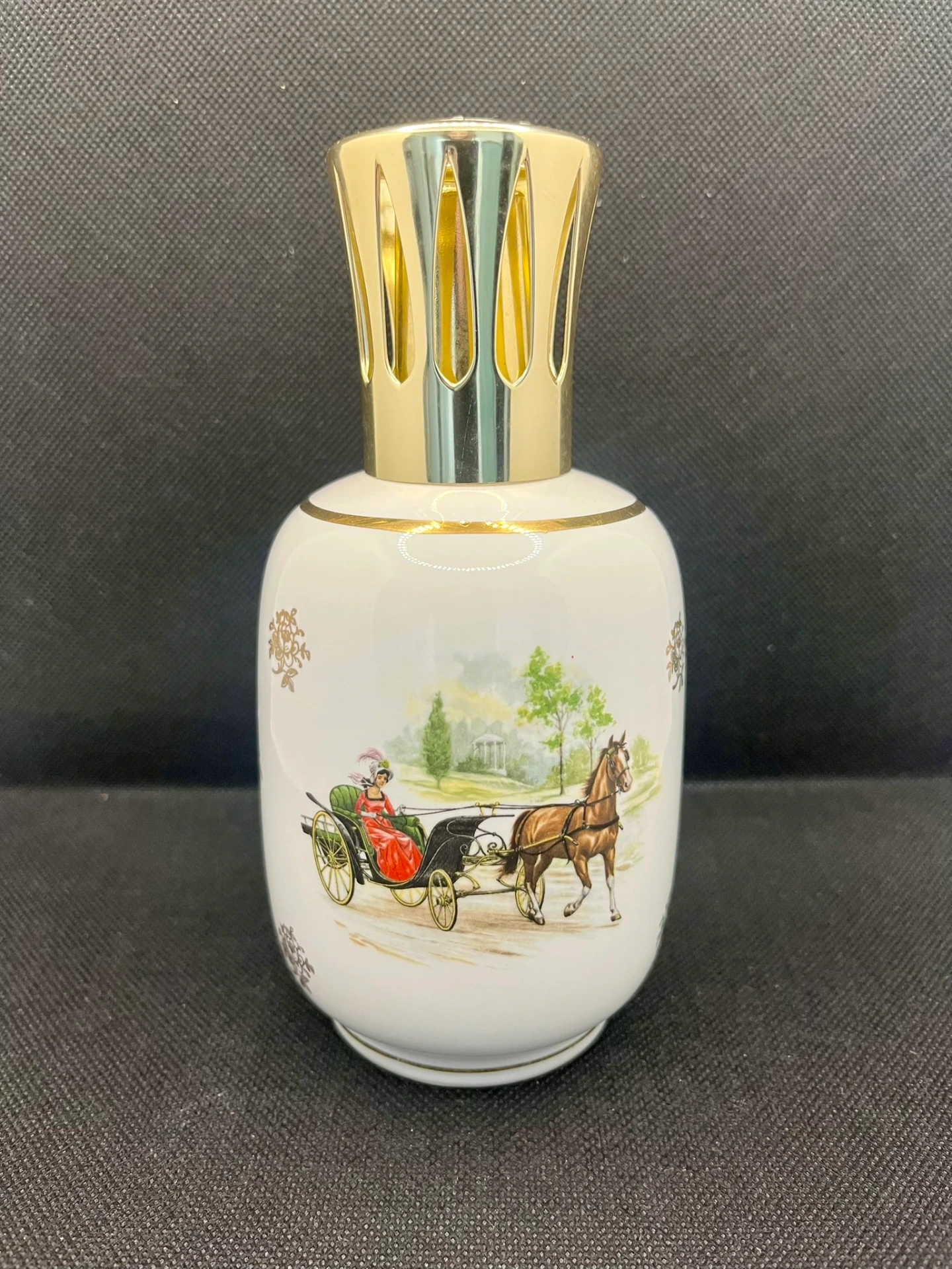Lampe Berger modèle "calèche"